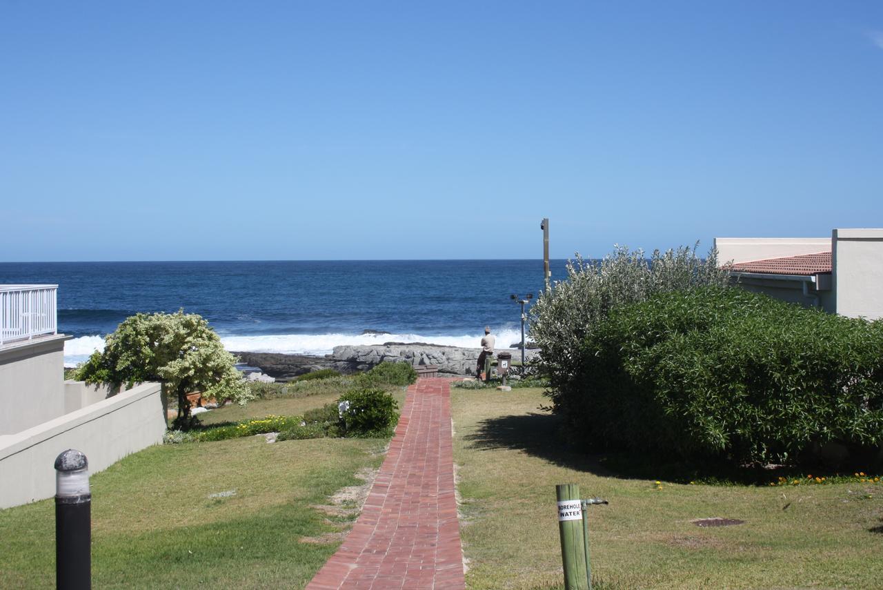 Hermanus Beach Club Apartment Exterior foto